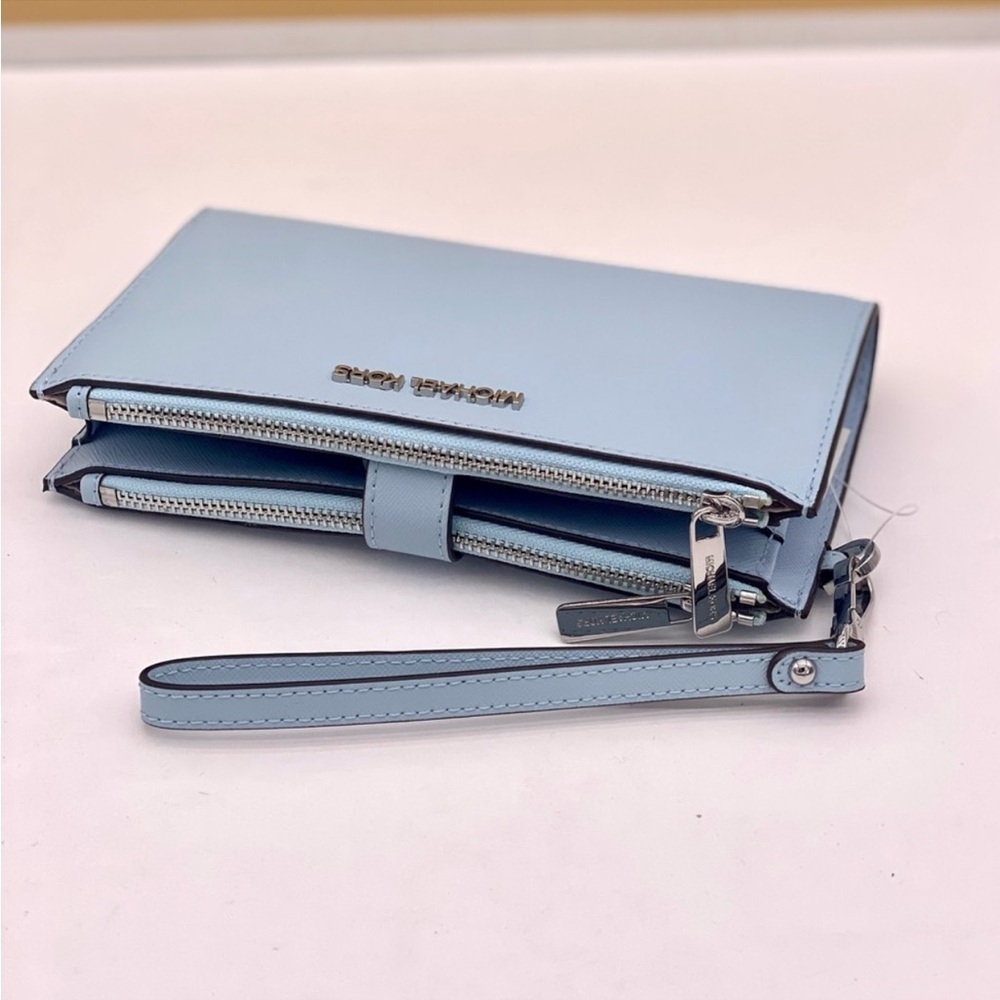 Michael Kors DoubleZip Wallet Wristlet
Phone Case VISTA BLUE - Picture 7 of 12